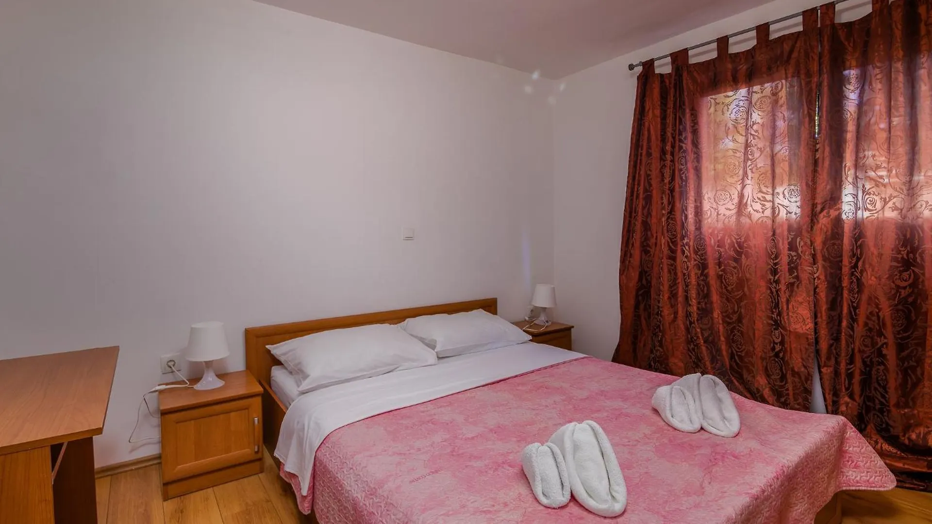 Apartments Katja Njivice Croatia