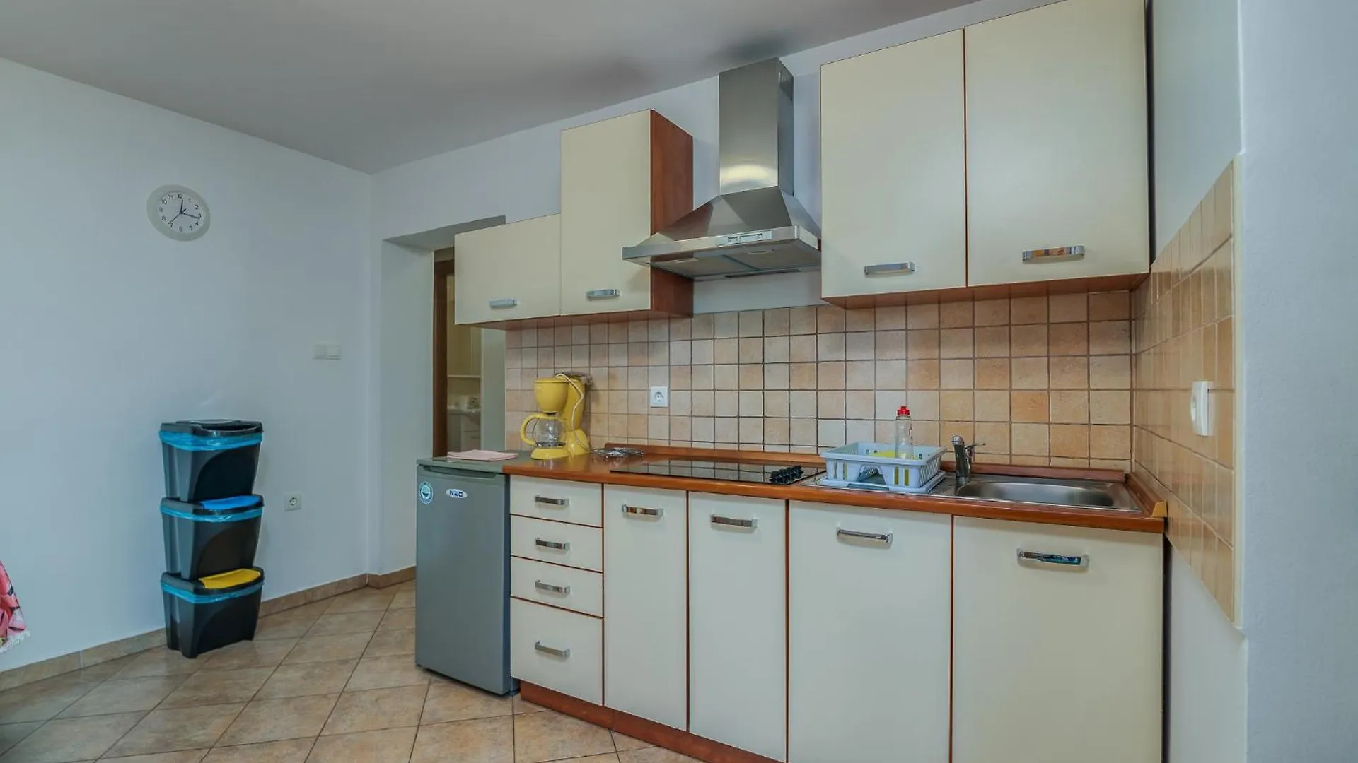 Apartments Katja Njivice