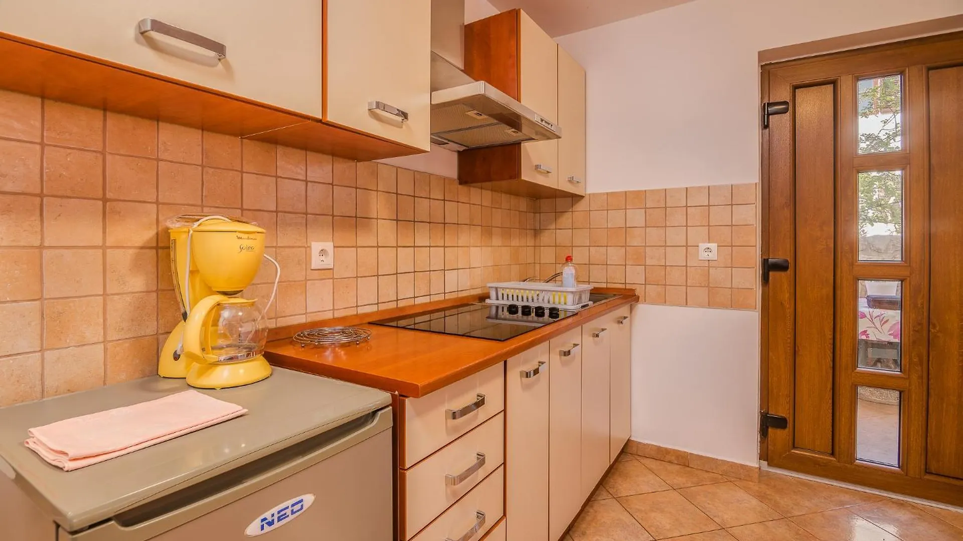 Apartments Katja Njivice Chorvatsko